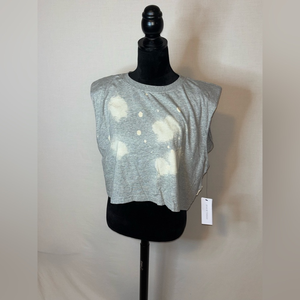 NWT Kendall & Kylie Gray Muscle Tee with Cream Details